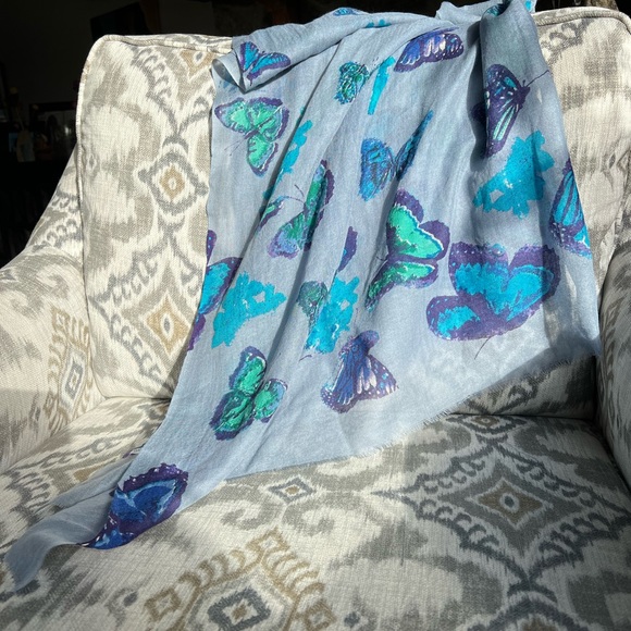 Arhaus Jewels Scarf with Butterfly Pattern - Picture 1 of 4